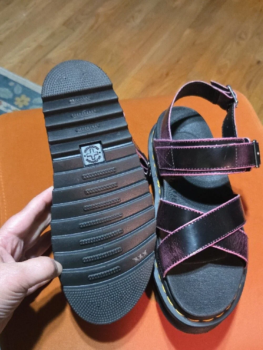 Dr. Martens Voss II Two Tone Vegan Rub Off Sandals - Black/Pink